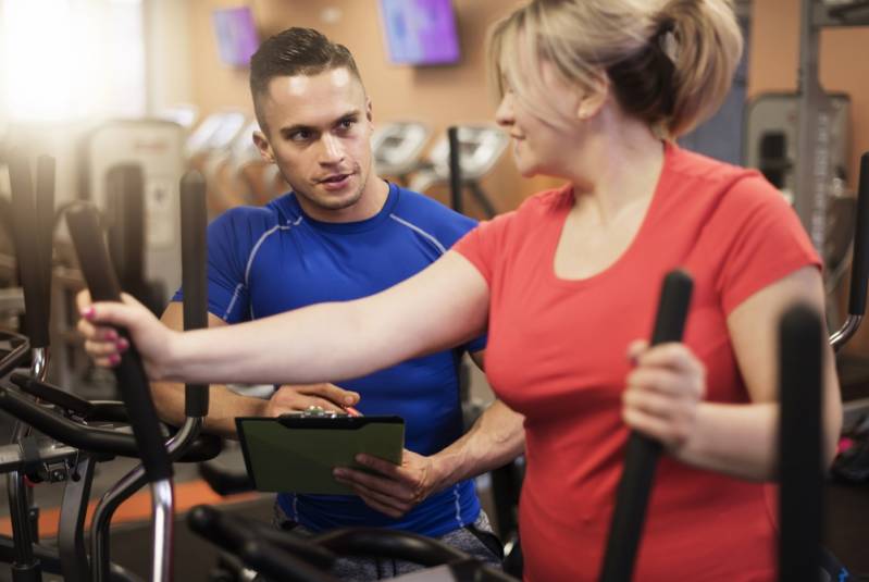 Academia com Exercícios Funcionais