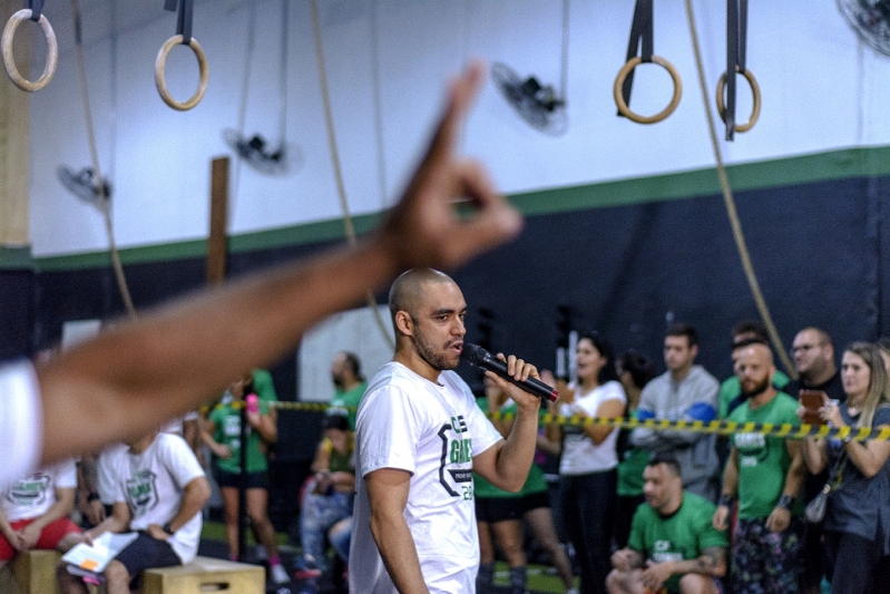 Academia de Crossfit com Aula Experimental