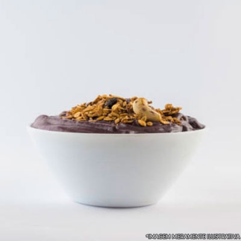 Açaí com Granola no Pote