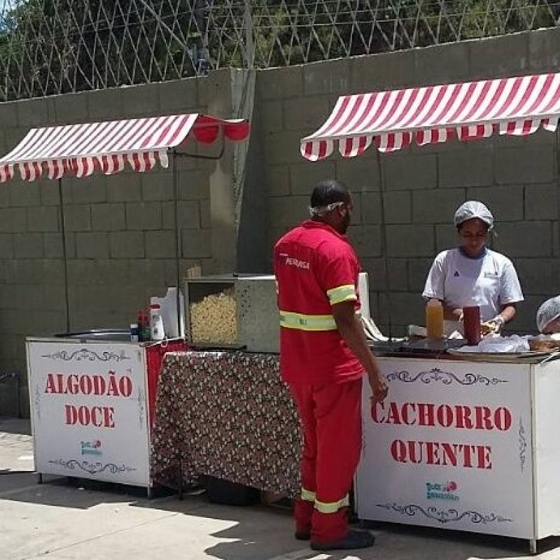 Aluguel Barraquinha de Cachorro Quente