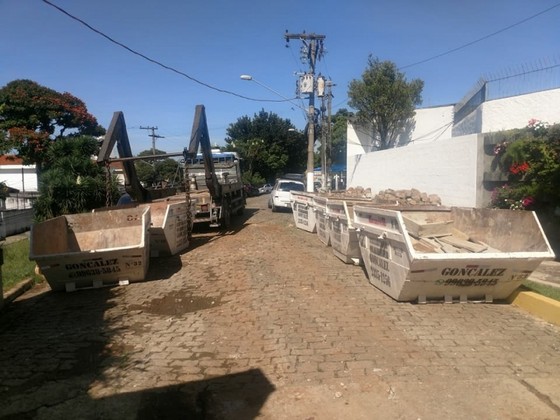 Aluguel de Caçamba Estacionária de Entulho de Construção