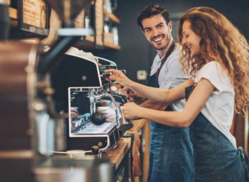 Aluguel de Máquina de Café Expresso e Cappuccino Profissional