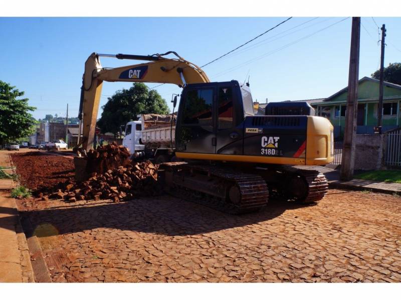 Aluguel de Máquinas de Construção Civil