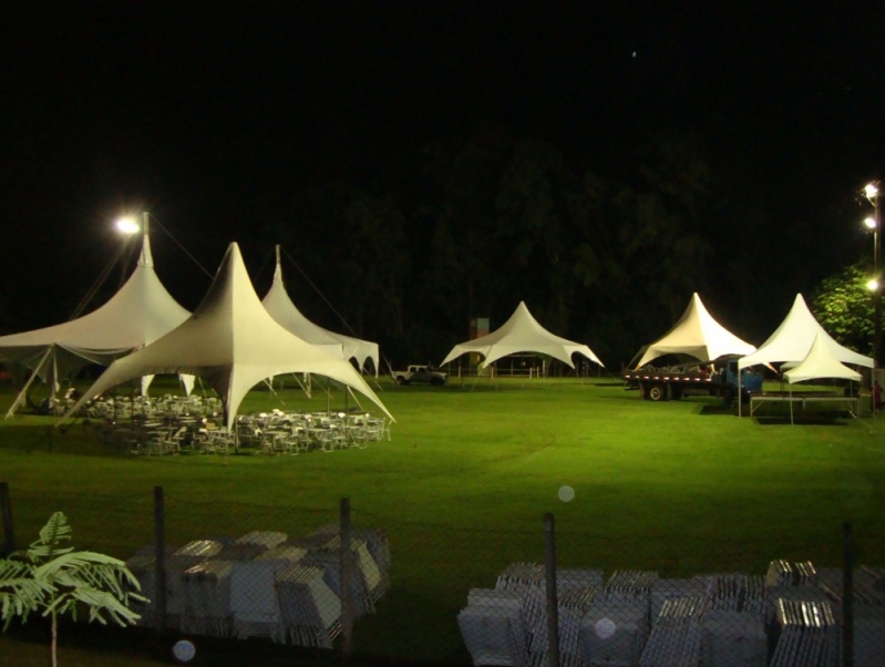 Aluguel de Tenda Piramide para Aniversário