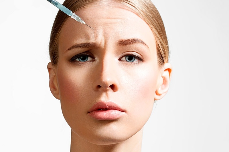 Aplicação de Botox ao Redor dos Olhos