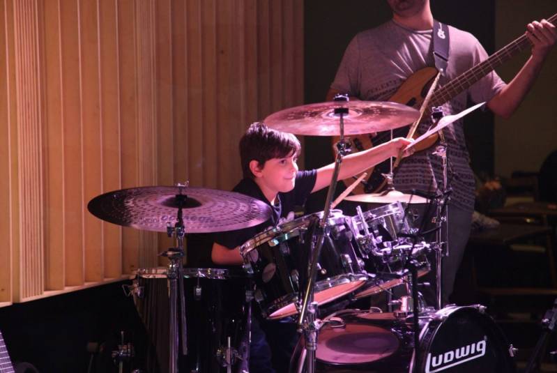 Aula de Bateria para Crianças