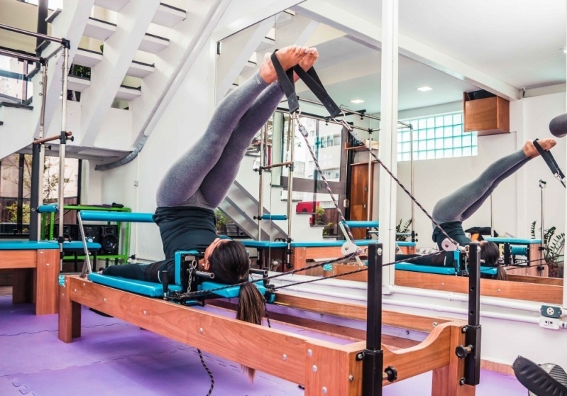 Aula de Pilates Aéreo