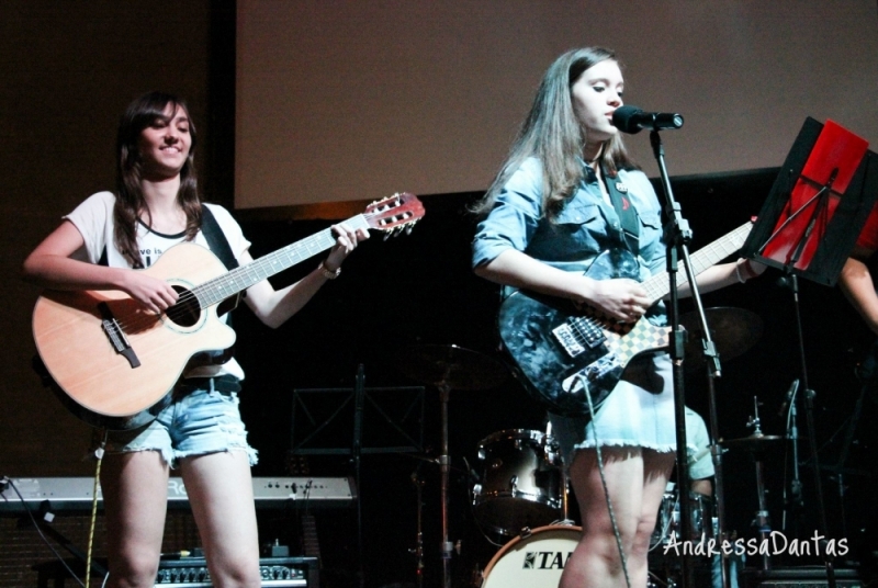 Aula de Violão para Adolescente