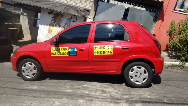 Aulas de Direção para Habilitados em Auto Escola