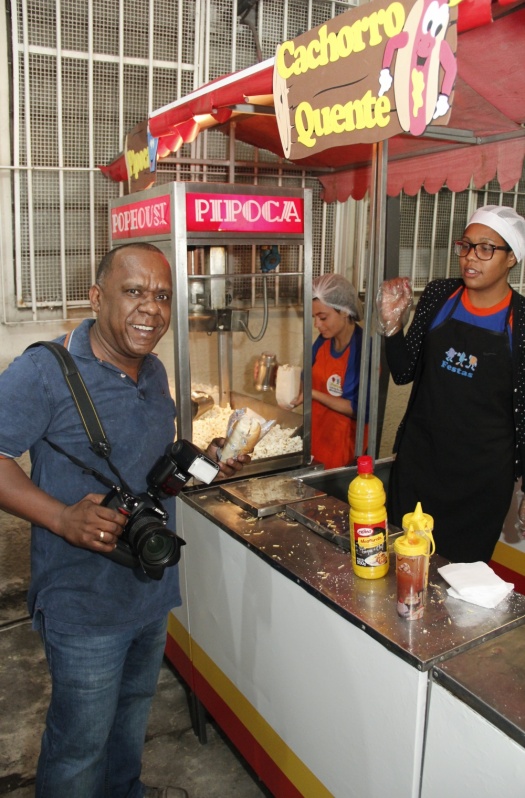 Barraquinha de Cachorro Quente para Festa Infantil