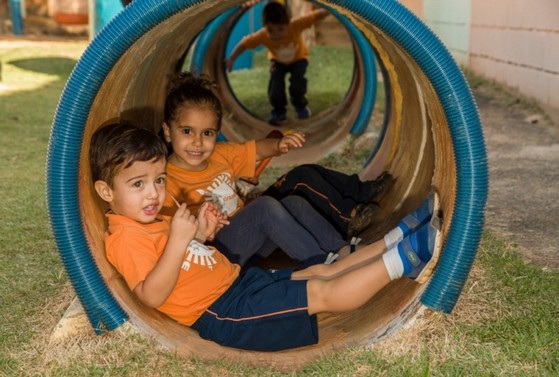 Berçário e Escola Bilíngue