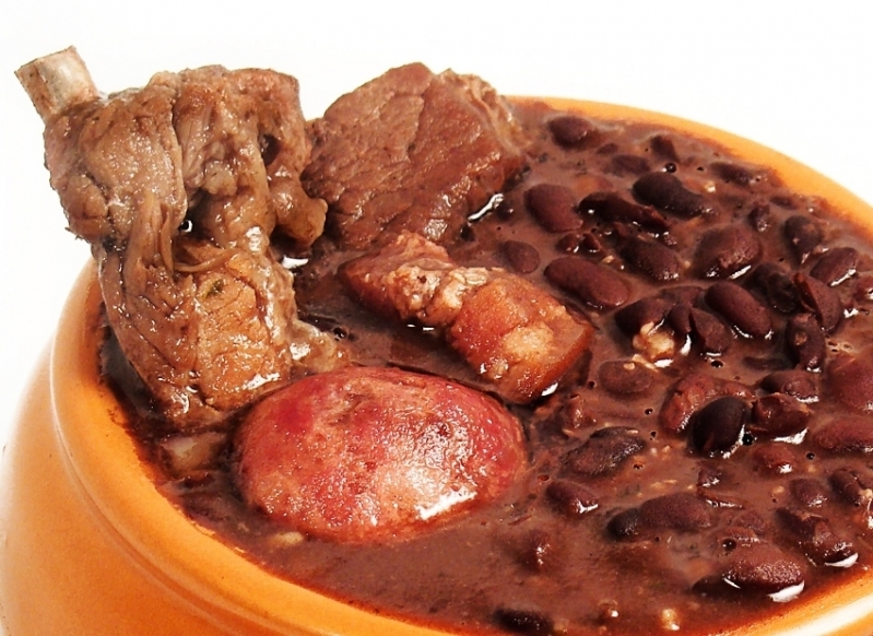 Buffet com Feijoada