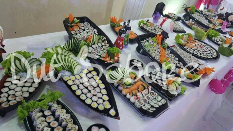 Buffet de Comida Japonesa para Festa
