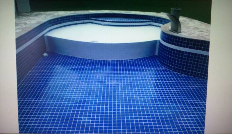 Caça Vazamento em Piscina de Condomínio