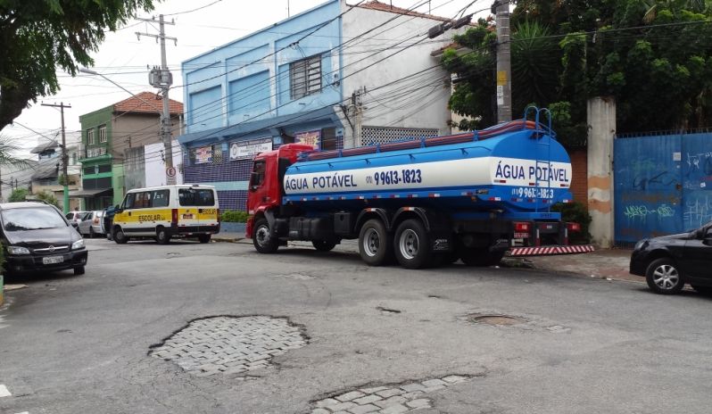 Caminhão Pipa com água Potável