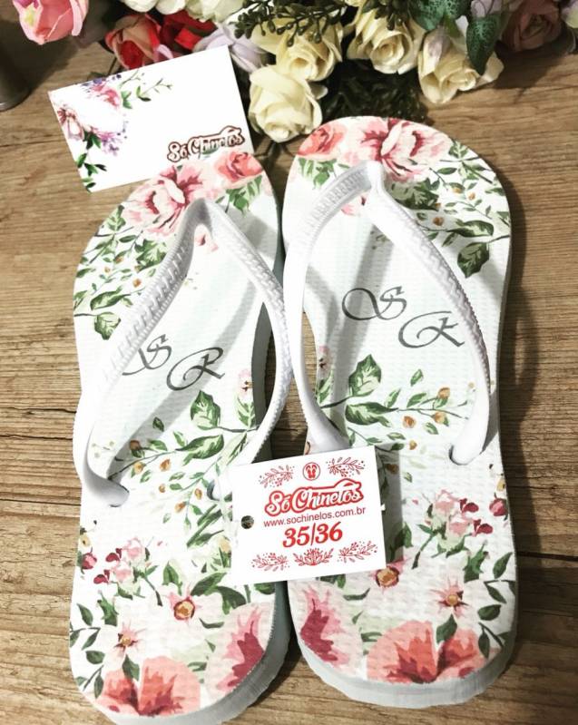 Chinelo Personalizado para Casamento na Praia