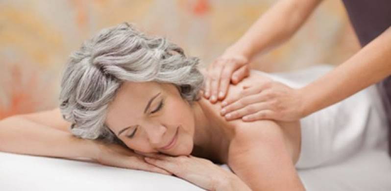 Clínica de Massagens com Pedras Quentes