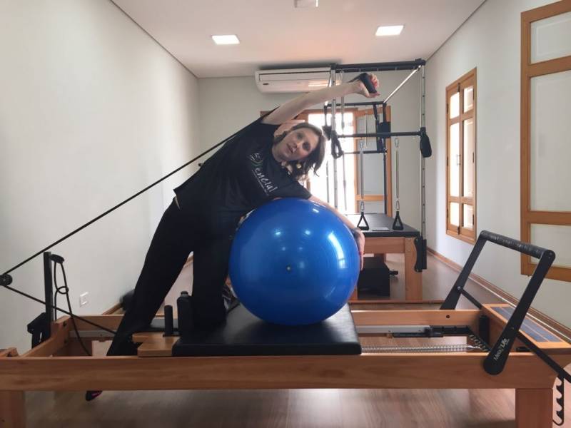 Clínica de Pilates para Coluna com Escoliose