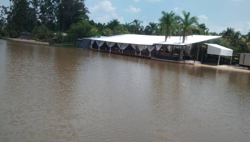 Cobertura Branca para Festa ao Ar Livre