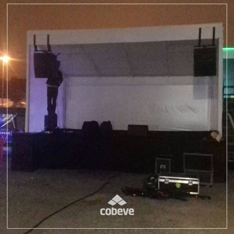 Coberturas Brancas para Eventos Corporativos