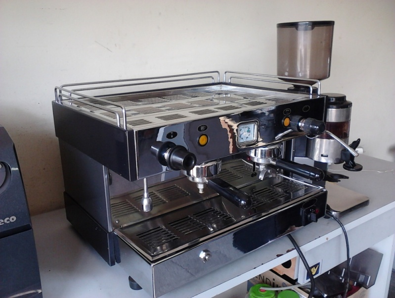 Comodato de Máquina de Café Profissional