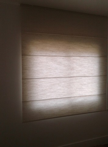 Cortinas Romanas em Quartos