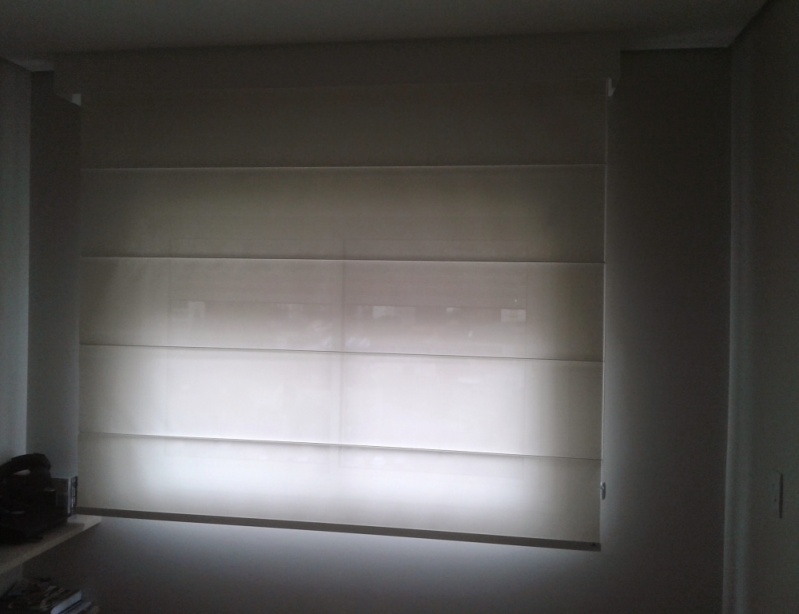 Cortinas Romanas para Quarto