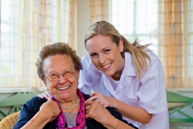 Cuidador de Idosos com Alzheimer