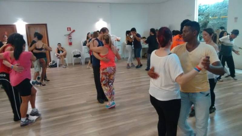 Curso de Dança de Salão Zouk