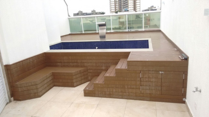 Deck Ecológico para Piscina