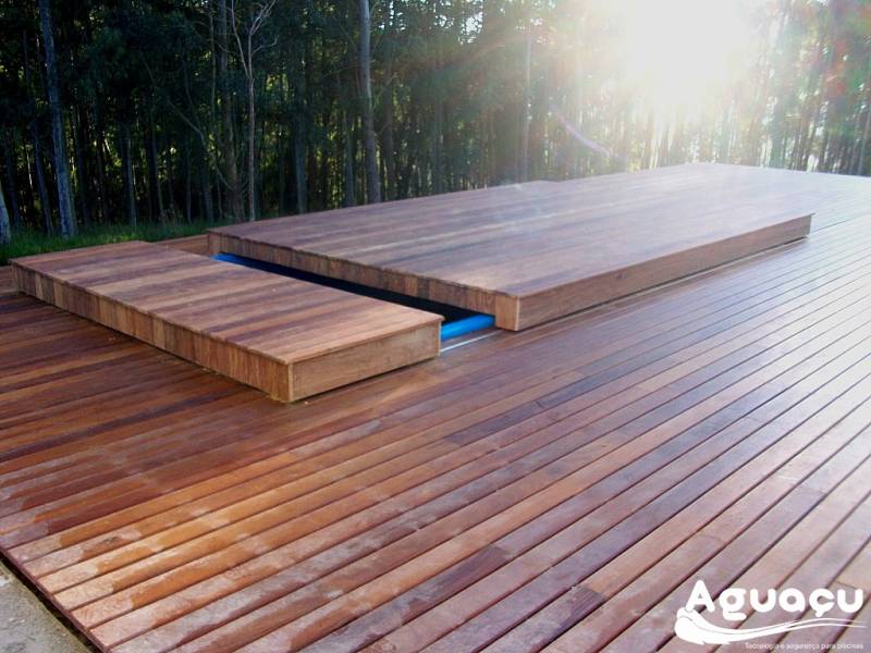 Deck Retrátil de Piscina