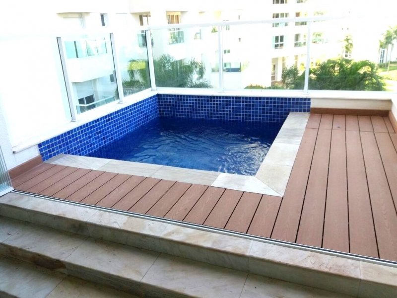 Deck Sintético para Piscina