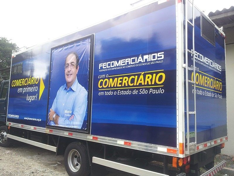 Empresa de Envelopamento de Caminhão