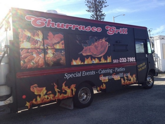 Envelopamento de Food Truck de Churrasco