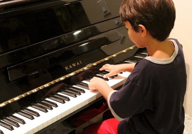 Escola de Piano para Crianças em Santana