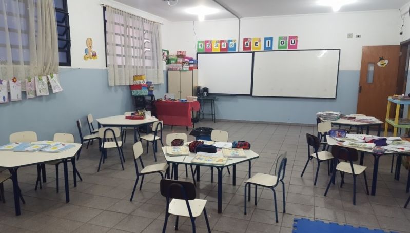 Escolinhas de Educação Infantil Meio Período