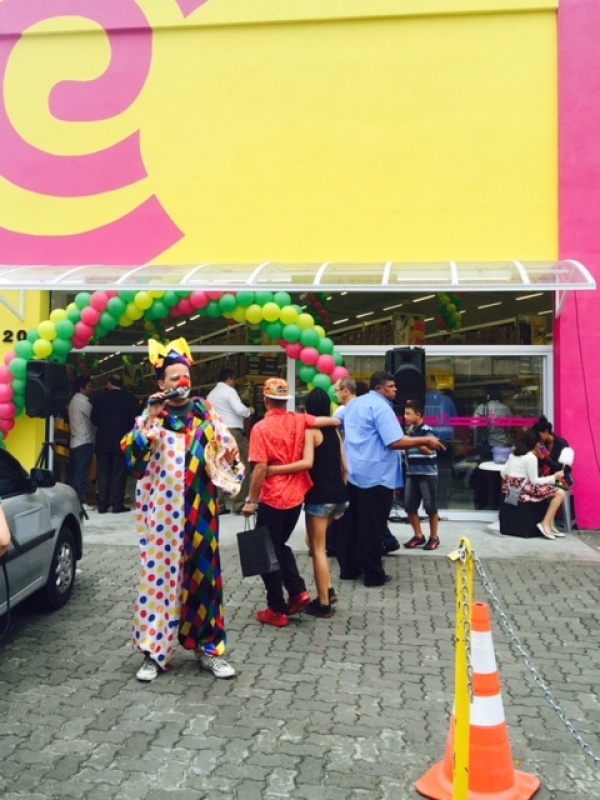 Evento de Inauguração de Supermercado