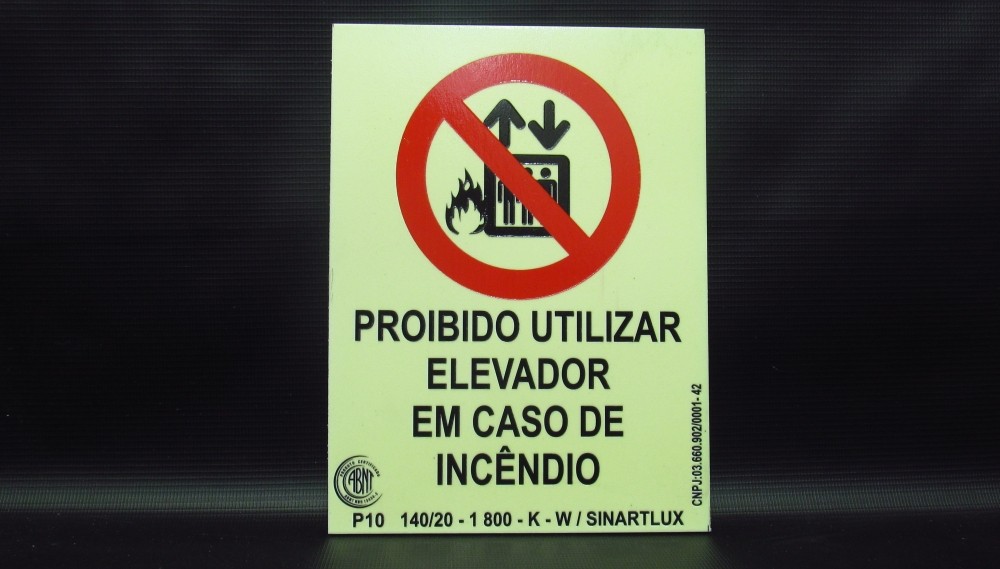 Fábrica de Placa de Sinalização de Pvc