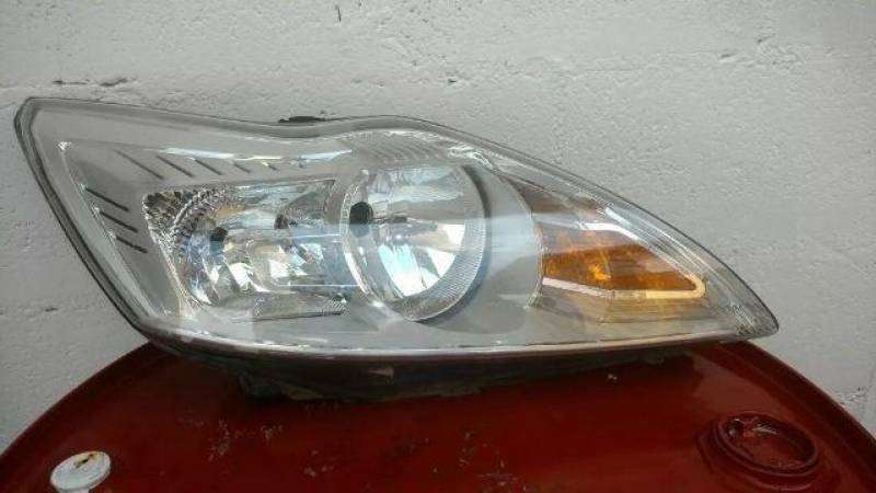 Farol Pajero Sport