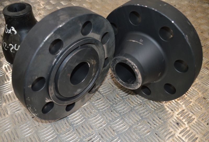 Flanges Roscados em Aço Carbono