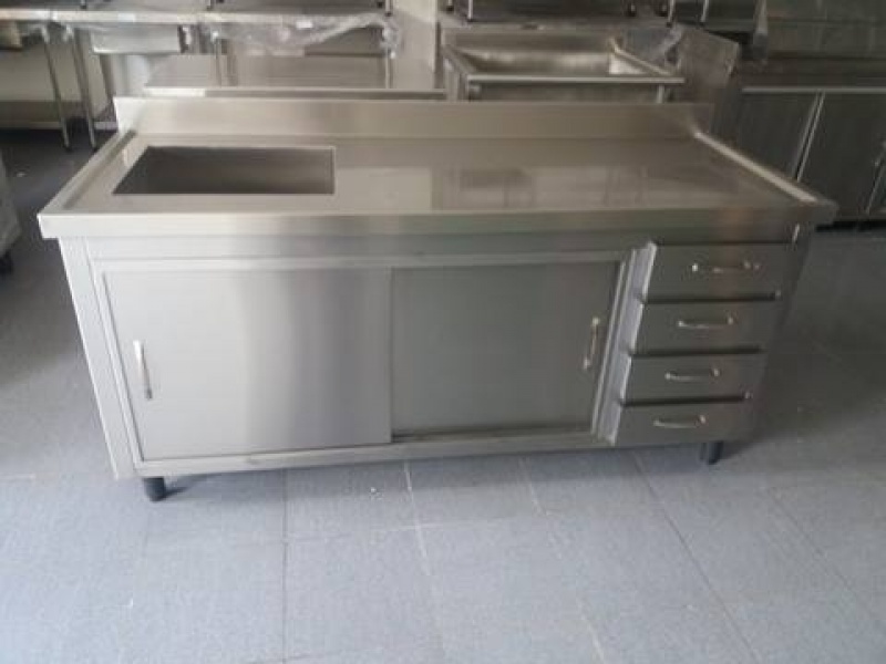 Gabinete de Cozinha Aço Inox