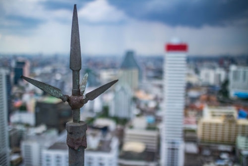 Instalação de para Raio em Torre