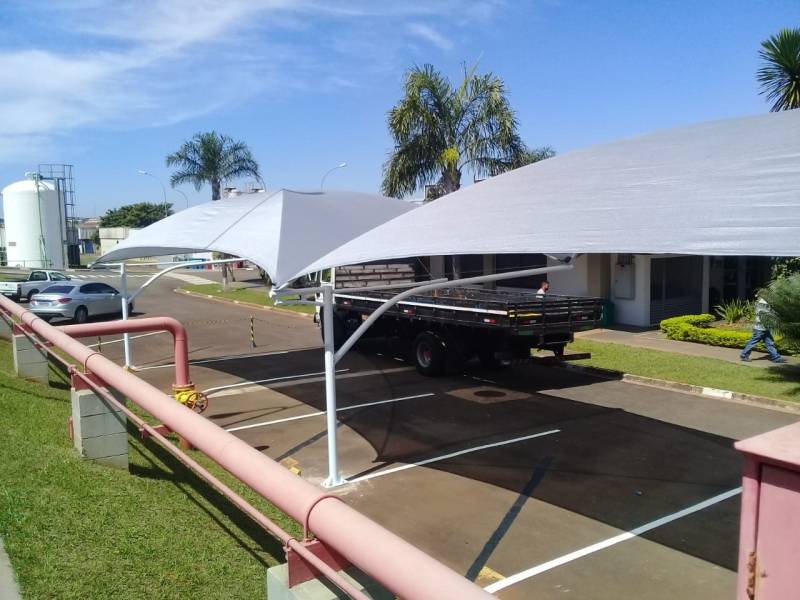 Instalação de Sombreador para Garagem