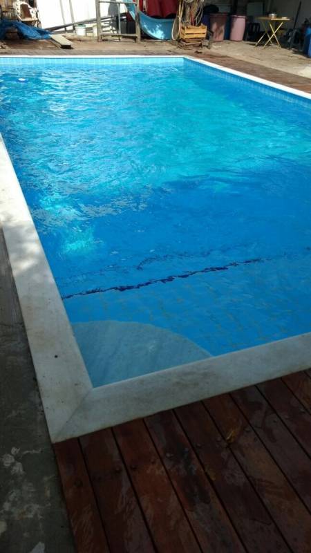 Limpeza de Piscina de Vinil