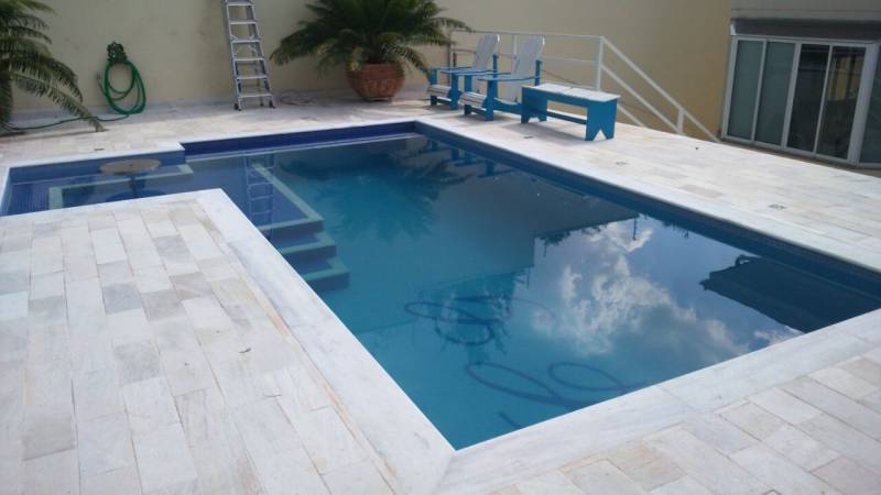 Limpeza de Piscina Doméstica