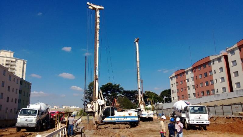 Locação de Máquina Perfuratriz Pneumática