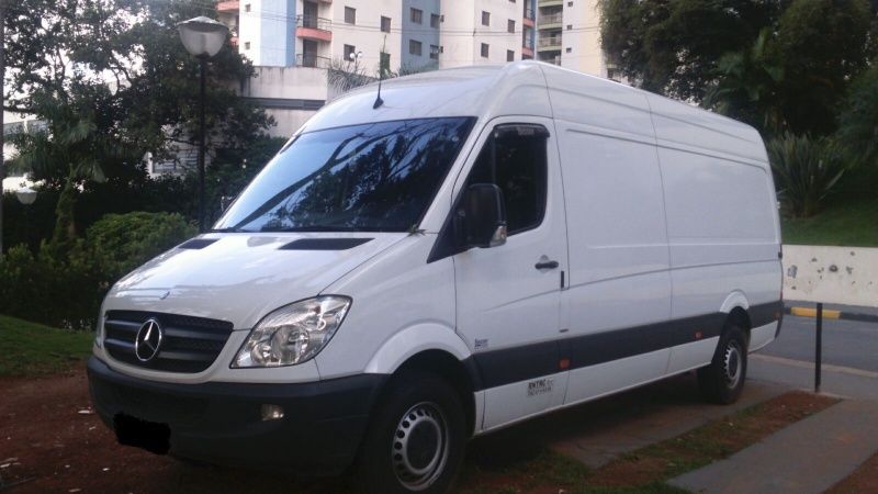 Locação de Minivan Blindada