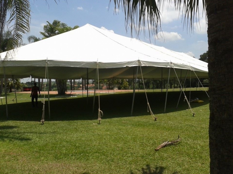 Locação Tenda Modelo Circo