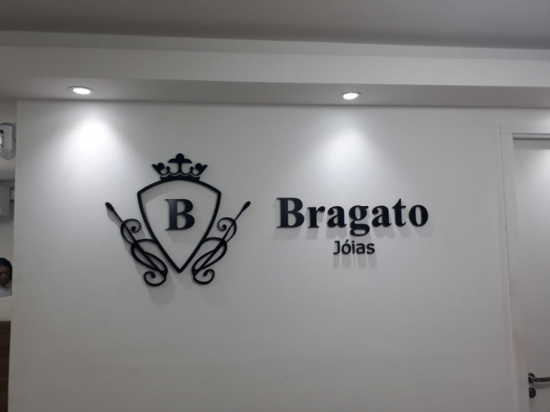 Logo 3d em Aço Inox