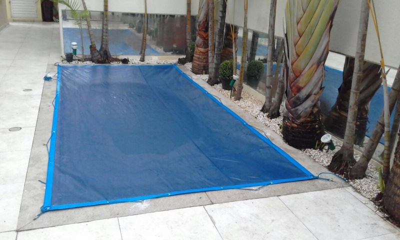 Lona de Proteção de Piscina